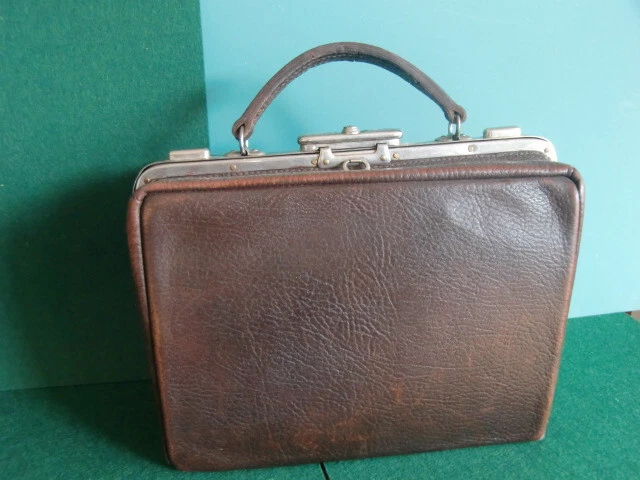 Ledertasche, Arzttasche