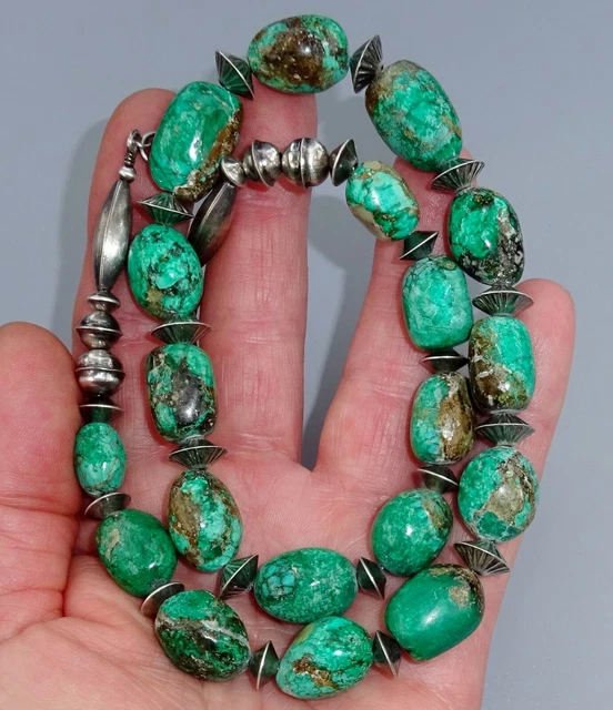 CHRYSOCOLLA Necklace Vintage Navajo GREEN Squash FLUTED SAUCER Boulder Nugget CHRYSOCOLLA Necklace Vintage Navajo GREEN Squash FLUTED SAUCER Boulder Nugget