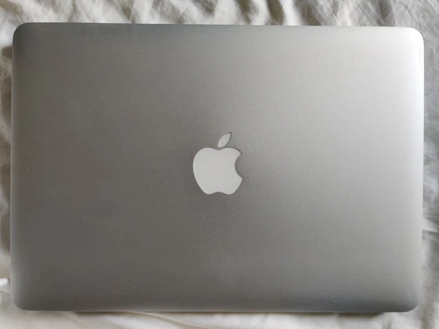 Apple MacBook Pro 13" A1502 Mid 2014 Intel Core i5 2.6GHz 120GB SSD 8GB RAM