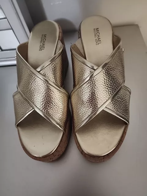 Michael Kors Cary Metallic Gold Leather Wedge Sandal size 7