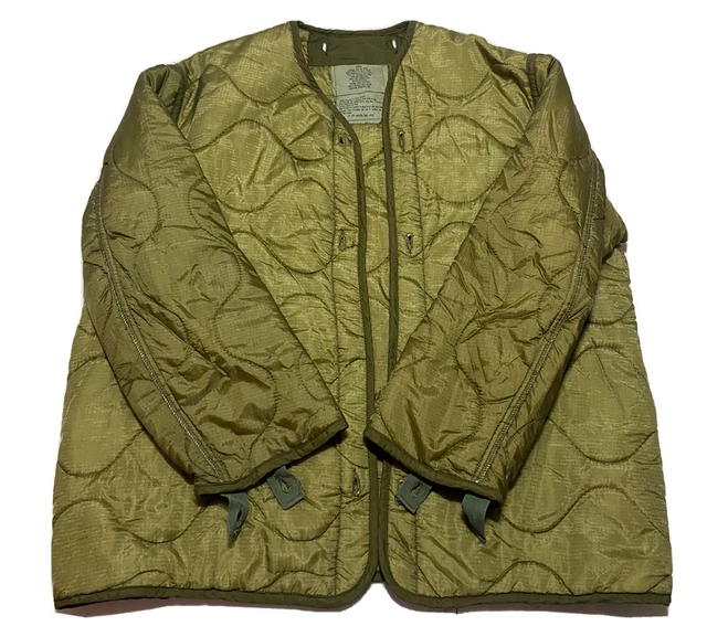 VINTAGE US MILITARY Field Jacket Coat Liner Size Medium Army Quilted