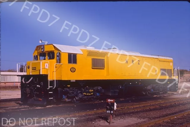 ORIGINALFOLIE Simbabwe NRZ EMD GT22LC-2 1034; Bulawayo; Juli 1990