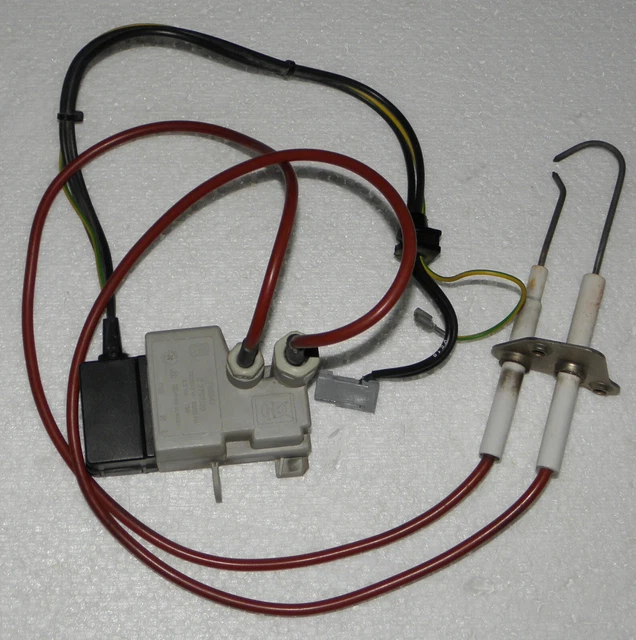 Vaillant 733247 E3707/20 ignitor + electrode / VK 31/4-1 XEU