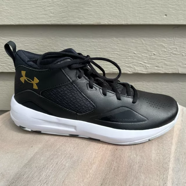 Under Armour Unisex Lockdown 5 Basketball Shoe Womens 11 Mens 9.5 Black Lace Up