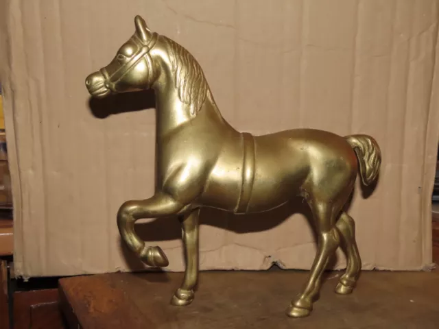 Cheval En Bronze