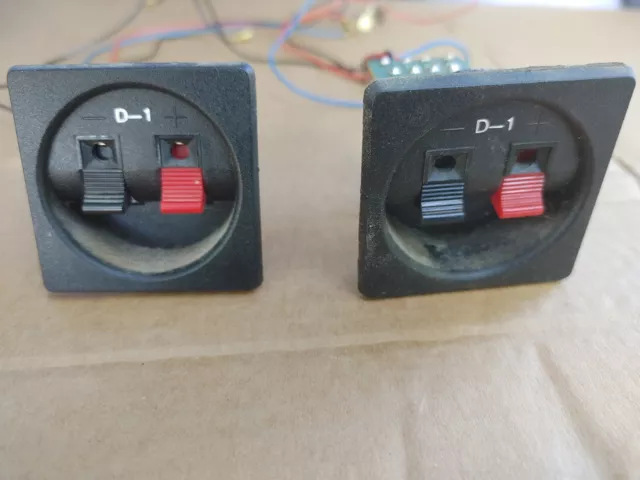 Cerwin Vega D1 (2) Crossover Speaker Wire Connectors (1) Pair