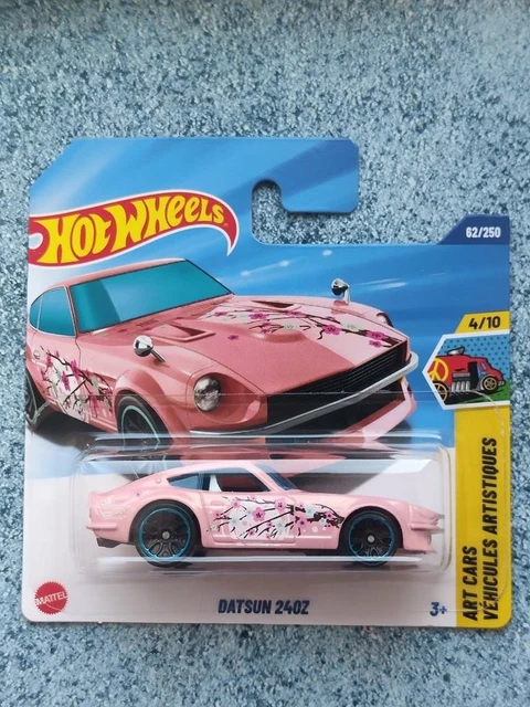 Hot Wheels 2025 HW ART CARS 4/10 – Datsun 240Z Blu – 62/250 – Edizione Card