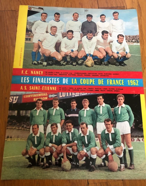 journal Le FOOT ST ETIENNE N°3 OCTOBRE 2004 )) POSTER EQUIPE ASSE 2004
