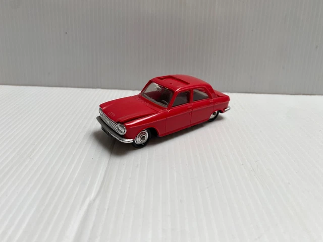 Norev Peugeot 204 Rouge – Miniature 1/43, En Boîte, Collection