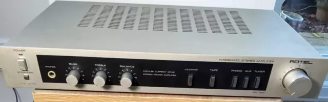 Rotel  RA-820 Vintage Hifi Integrated Stereo Amplifier Silver Tested Working