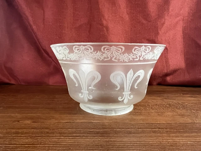 4" Fitter Frosted FLEUR-DE-LIS ETCHED FILIGREE GLASS GAS FLOOR LAMP SHADE