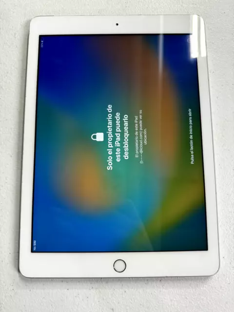 Apple iPad 5th Gen. 32GB, Wi-Fi + Cellular (Unlocked), 9.7in - Silver