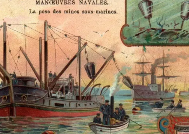 c1900 Liebig Meat Extract French Trade Card Navy Ship Laying Mines Naval
