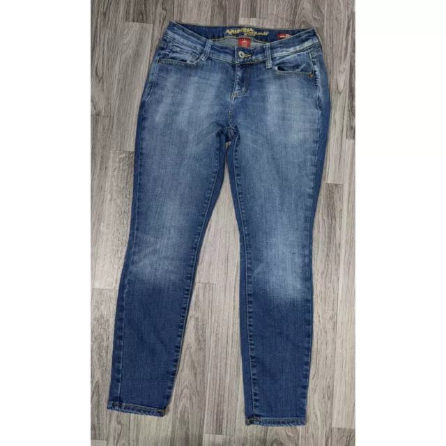 ARIZONA JEAN CO Juniors Size 3 Short Pockets Curvy Super Skinny