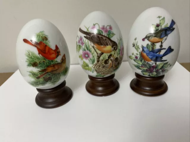 Vintage Avon Gifts of Nature Collection Of  3 Bird Seasonal Porcelain Eggs