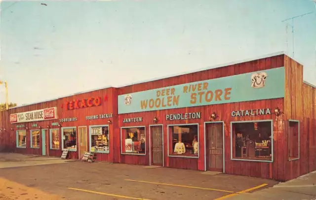 Deer River Minnesota Wagon Wheel and Steak House Texaco Postcard AA37058