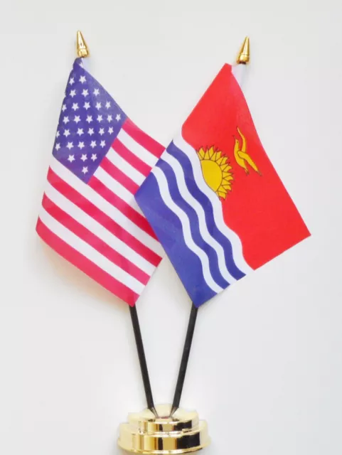 United States of America & Kiribati Double Friendship Table Flag Set