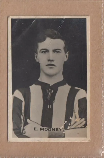 1921-22 DC Thomson Famous British Footballers - E Mooney, Newcastle United
