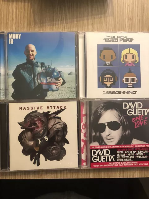 Lot 4 Cd Massive Attack Collected Moby 18 The Black Eyed Peas David Guetta