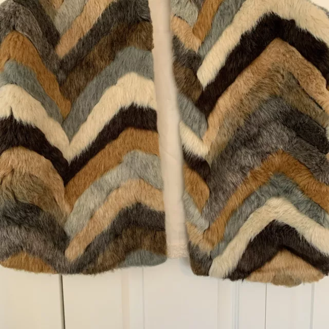 Umgee Size S Vest Faux Fur Vest Brown Beige Teal Chevron Stripe Boucle Back.   E 3