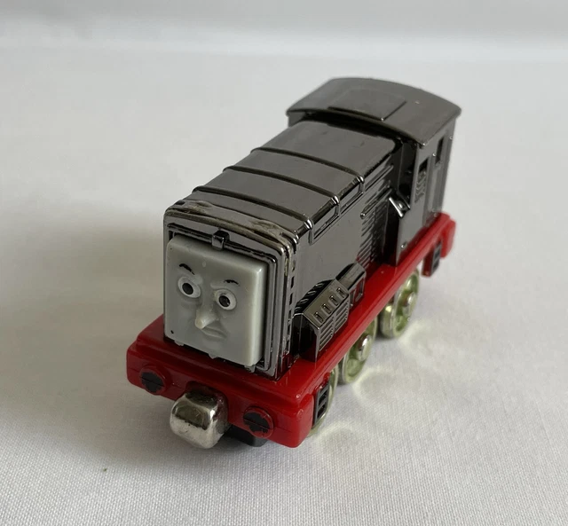 THOMAS TAKE N Play Diesel Metallic Train P P Discount 4 47 PicClick UK thomas-take-n-play-diesel-metallic-train-p-p-discount-4-47-picclick-uk