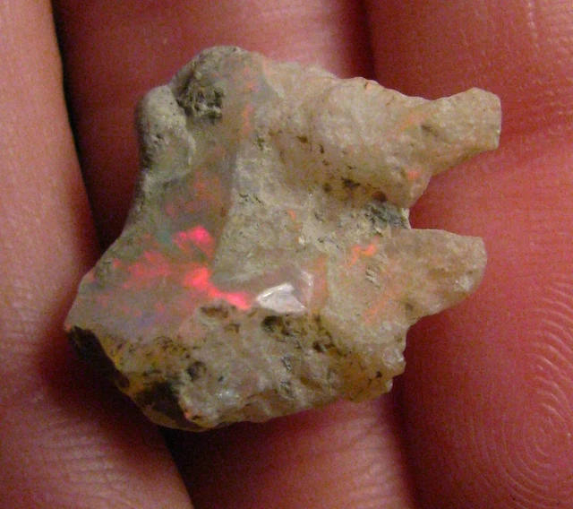 Opale Brute Wello D'Éthiopie - 7.60 Carats - Pierre Naturelle Non Traitée - Idée Cadeau Noël
