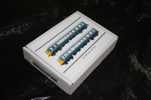 Trix Trains BR Blue Grey Class 124 DMU Storage Box for safe keeping 00 Gauge x 4