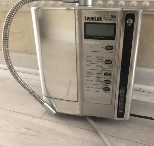 Enagic Leveluk SD501 Platinum (Kangen Water Machine) (SEE ALL PHOTOS AND DISC) Enagic Leveluk SD501 Platinum (Kangen Water Machine) (SEE ALL PHOTOS AND DISC)