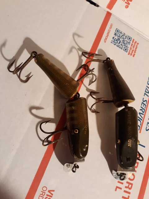 2 Creek Chub Jointed Pikie Minnow Vintage Fishing Lure 2 Creek Chub Jointed Pikie Minnow Vintage Fishing Lure