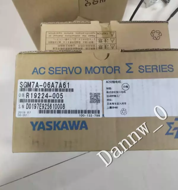 New in box Yaskawa SGM7A-06A7A61 AC Servo Motor/1