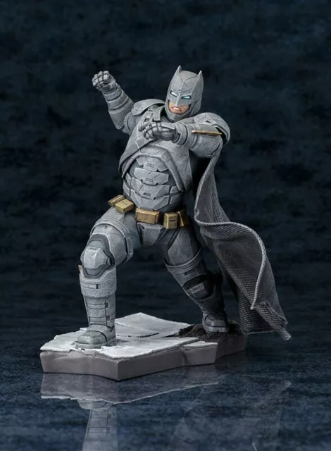 Batman Vs Superman: Dawn of Justice Artx plus Statue 1/10 Pre Painted Figure Batman Vs Superman: Dawn of Justice Artx plus Statue 1/10 Pre Painted Figure