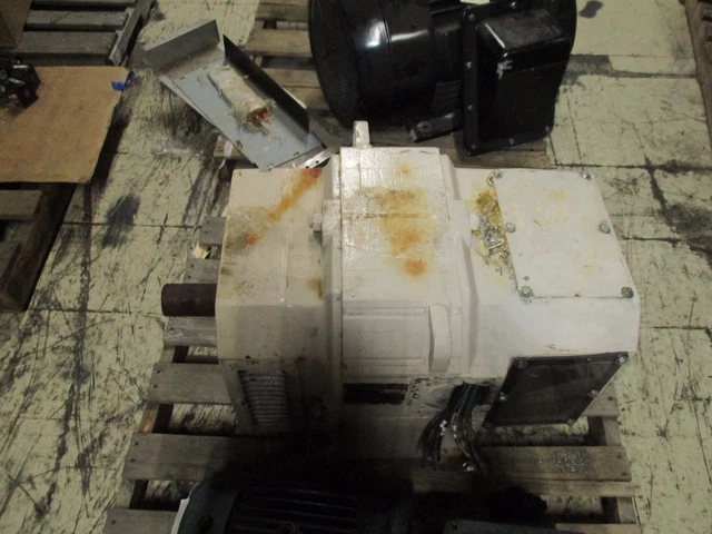 Reliance DC Motor 1UA705728T1-SA 60HP 500V 100A 1150/2000RPM 300V Field Used Reliance DC Motor 1UA705728T1-SA 60HP 500V 100A 1150/2000RPM 300V Field Used