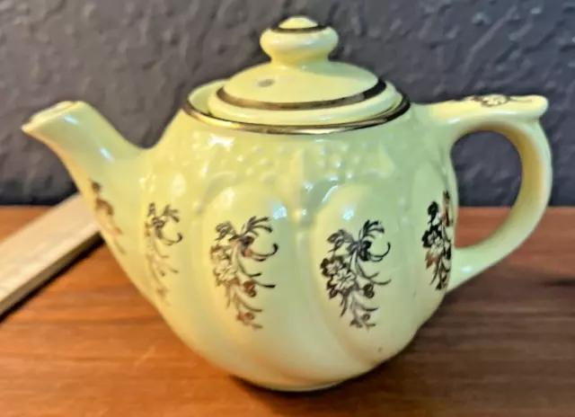 Teapot Pearl China Co. Yellow 22 Kt Gold Floral
