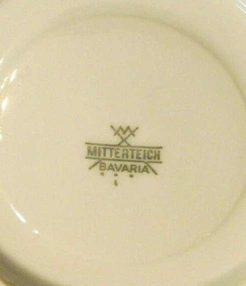 Vintage Sugar Bowl and Creamer Mitterteich Bavaria Blue Peonies 3