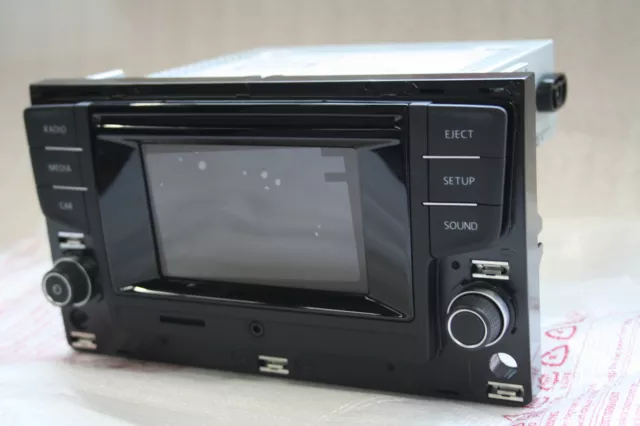 VW Touran 5T Sportsvan Composition Colour Radio CD Aux Touch SD 510035867C