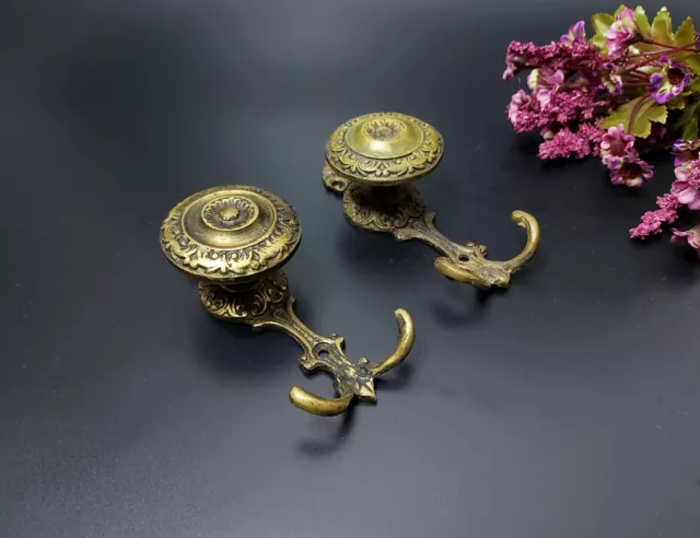 Vintage Brass curtain hangers, Wall Decor Hooks Pair Hangers, Retro Wall Hangers