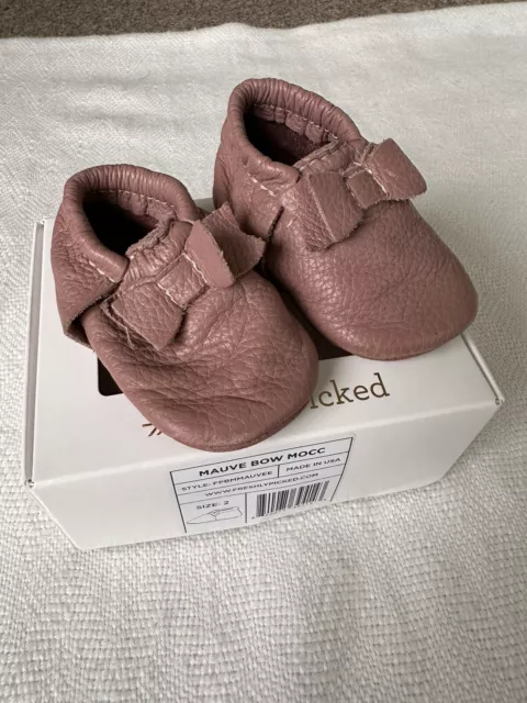 Freshly Picked Size 2 Leather Tutu Pink Bow Moccasins Baby Girl Crib Shoes