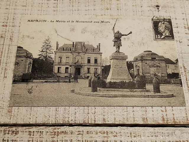 Reproduction postcard Arpajon City Hall and Monument to the Dead