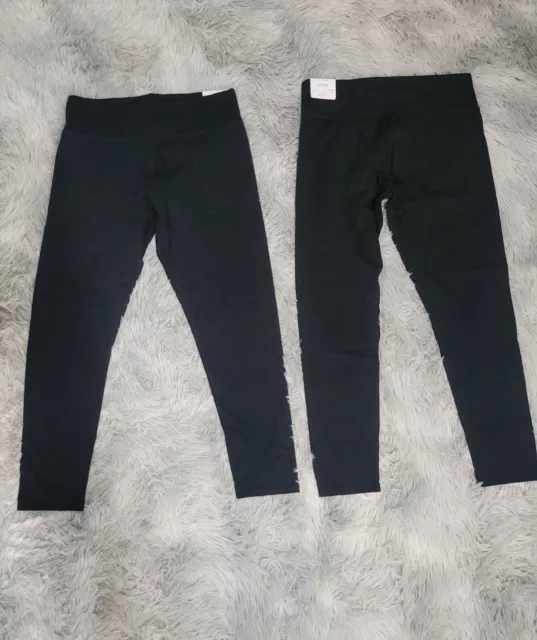 https://www.picclickimg.com/-qsAAOSw4xdkzWMH/Aerie-Chill-Play-Move-Black-Leggings-Large-Short.webp