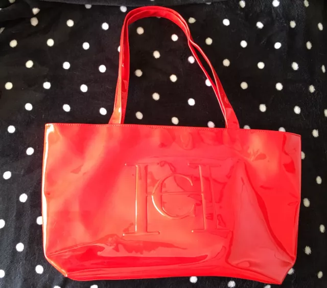 CAROLINA HERRERA Good Girl Red Glossy Patent Clutch Bag 6x11” NEW