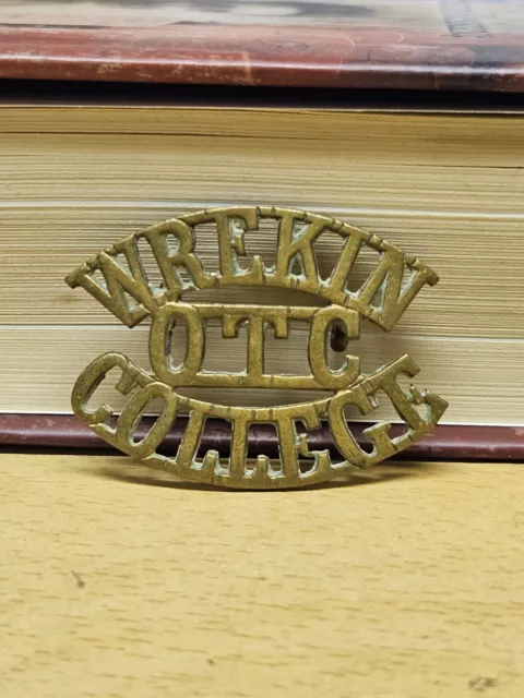 Wrekin College Shropshire OTC Officers Training Corps Shoulder Title Badge