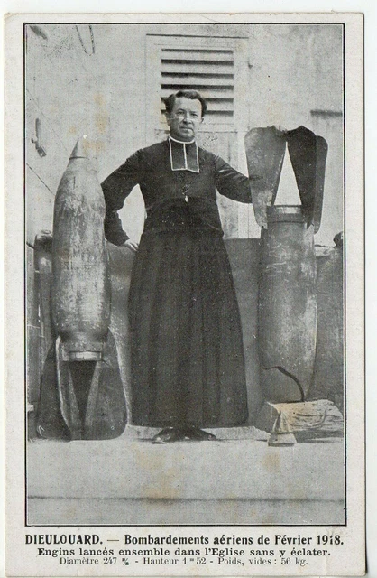 DIEULOUARD - Meurthe et Moselle - CPA 54 - abbé et les Obus bombardement de 1918