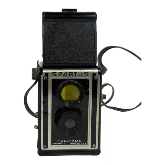 Spartus Full-Vue Medium Format 120 TLR Camera Through The Viewfinder