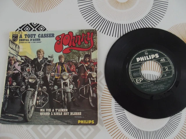 Vends  45 Tours   Johnny  Hallyday    A  Tout  Casser    437.429