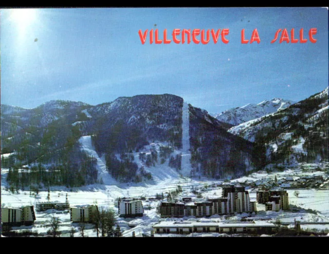 VILLENEUVE-la-SALLE / LE BEZ (05) RESIDENCES & HOTELS en 1979