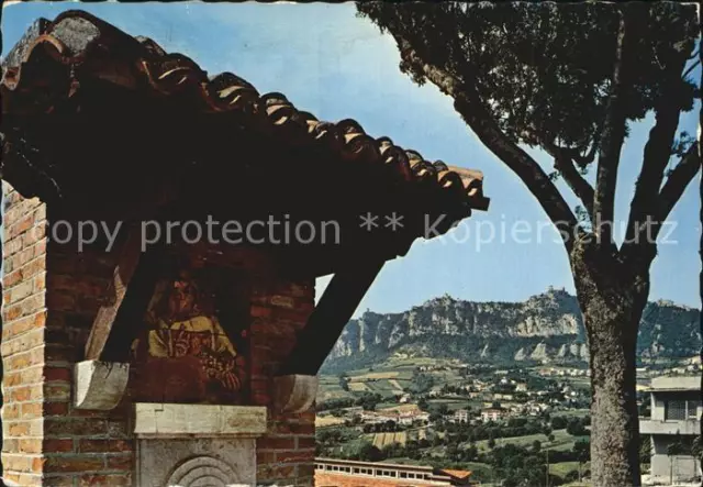 72397100 San Marino Repubblica Monte Titano e Fontana con l'effigie del Santo Sa
