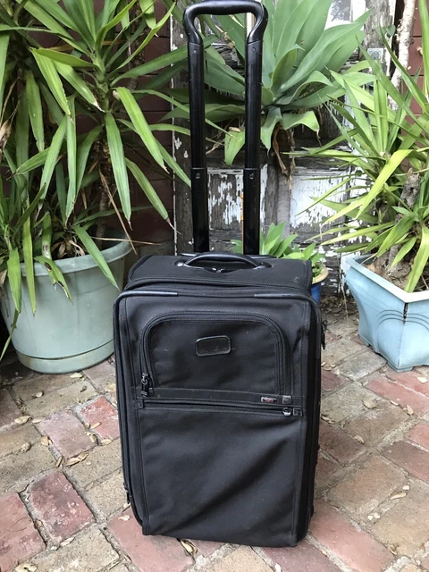 Tumi Alpha 2 wheel, 22” expandable carry-on Luggage. Good condition.