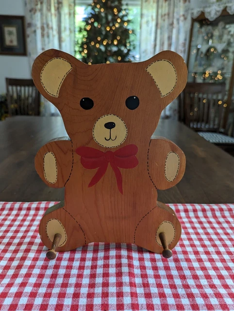 Handcrafted/Handpaint 10" TEDDY BEAR WOOD WALL PLAQUE w/Hanging Knobs,  PREOWN