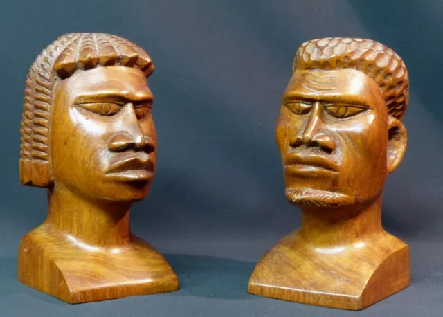C 1940 belle paire bustes anciens BARA Madagascar 19cm bois de rose serre livres