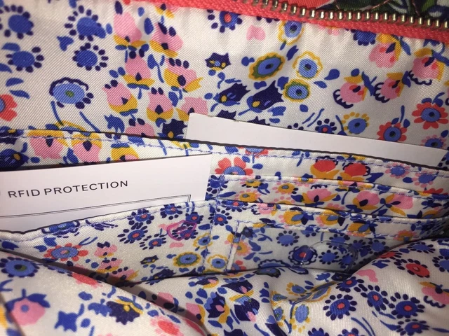 NEW Vera Bradley Flower Dais Iconic RFID Little Hipster Crossbody Bag Wallet ID 3